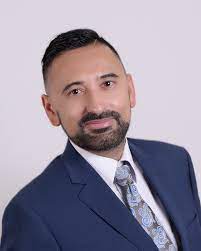 Dharminder Singh – Real estate agent